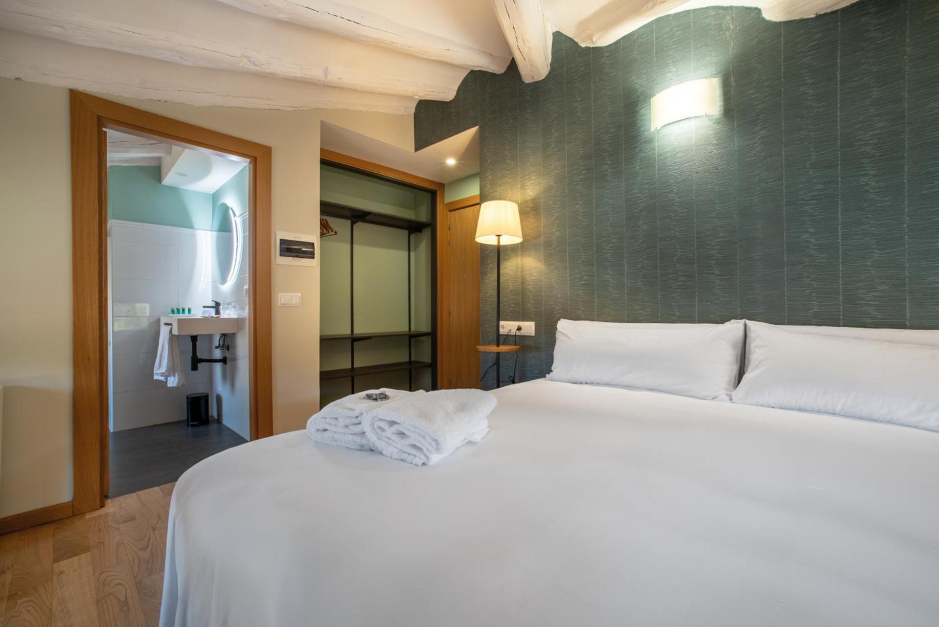 Hotel-Boutique By Gonzalo Sesma Cervera del Rio Alhama Bagian luar foto